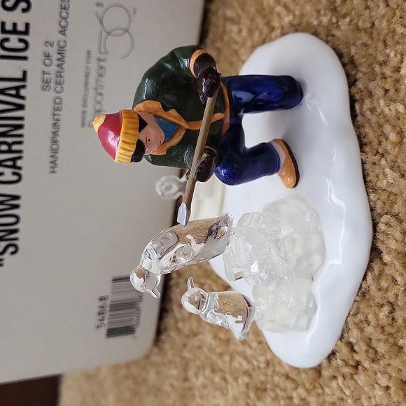Dept. 56 "Snow Village" Snow Carnival Ice Sculptures - set of 2 - Picture 2 of 9